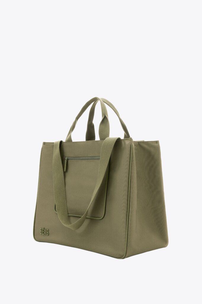 Designed to have everything you wanted in a carry-all tote, without wasting an inch (or plastic!). With internal interior pockets for your laptop, cell phone, water bottles, and multiple ways to carry we’ve taken the recycled tote of your dreams to the next level. Perfect For: The ideal personal item to fill with as much as possible and still squeeze it under the seat in front of you.